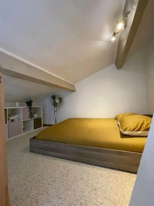 Apartment La Perle, Studio 50 M De La Plage , Parking, Clim, Rivage Privilege La Seyne-sur-Mer France